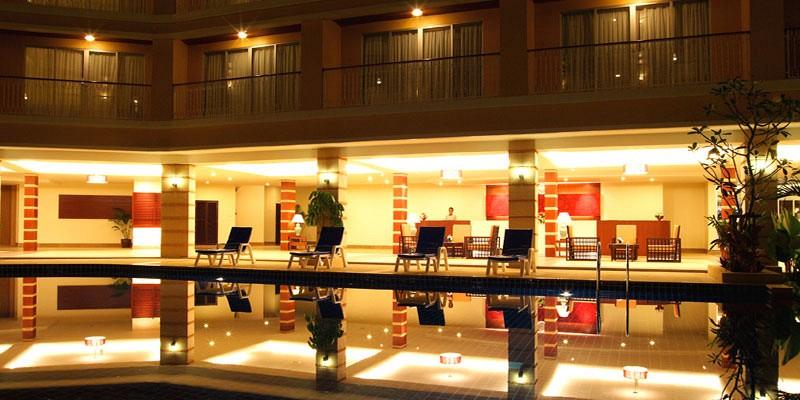 Kalim Resort Patong Exterior foto