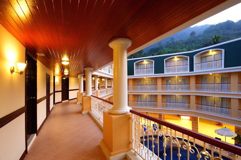 Kalim Resort Patong Exterior foto